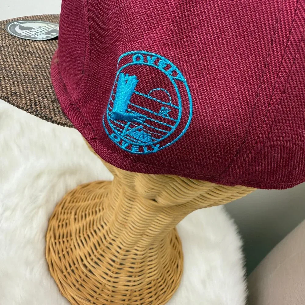 Premier Fits L Logo Maroon Snapback Hat - New